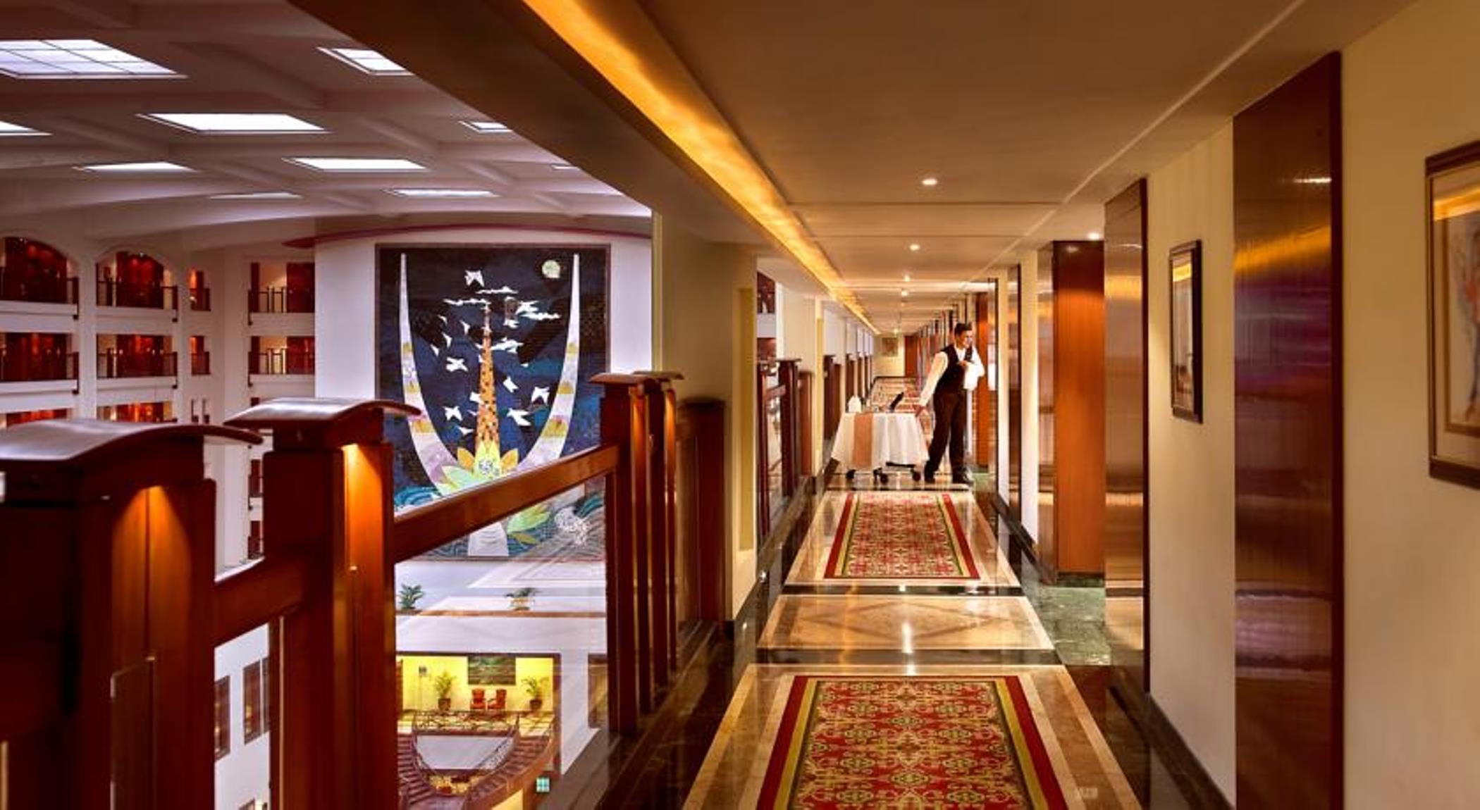เดอะ ลลิต มุมไบ Hotel ภายนอก รูปภาพ Interior of the hotel