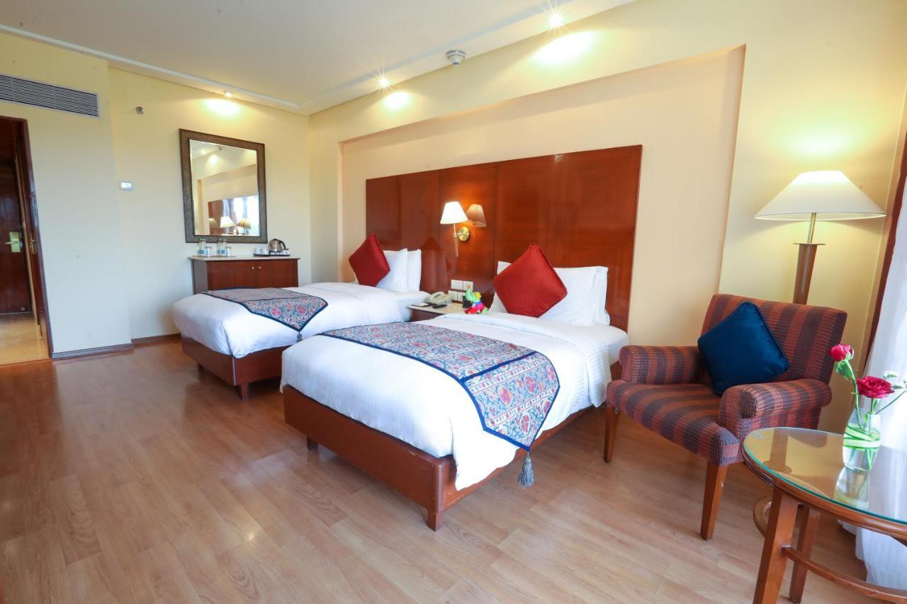 เดอะ ลลิต มุมไบ Hotel ภายนอก รูปภาพ