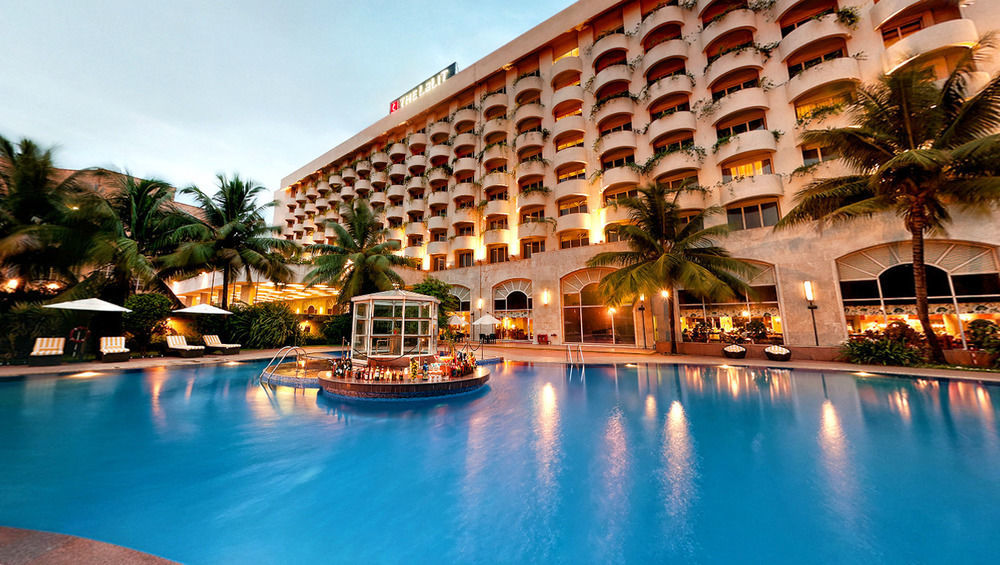เดอะ ลลิต มุมไบ Hotel ภายนอก รูปภาพ The Oberoi Mumbai